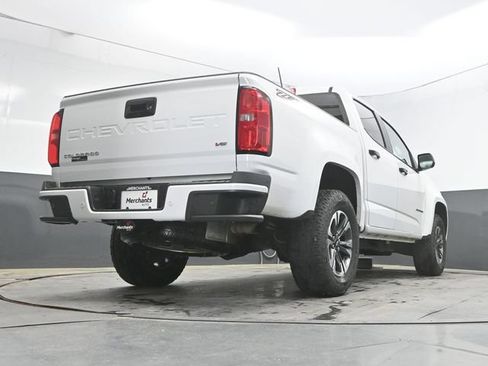 Used 2022 Chevrolet Colorado Z71 w/ Safety Package AWD/4WD image 31