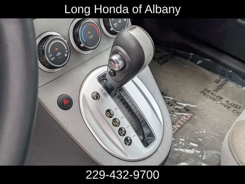 Used 2010 Nissan Sentra 2.0 SR FWD image 18