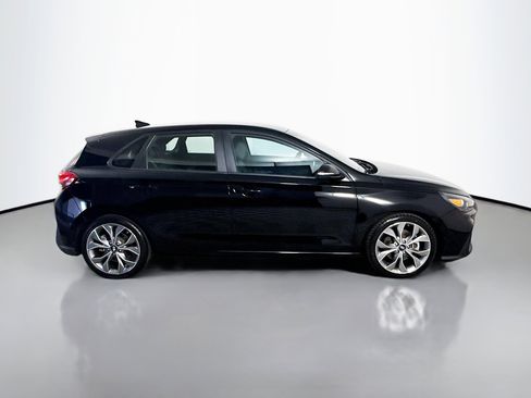 Used 2020 Hyundai Elantra GT N Line image 11