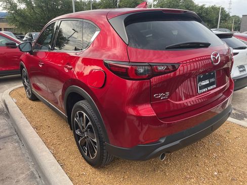 Used 2023 MAZDA CX-5 AWD 2.5 S w/ Premium Package image 4
