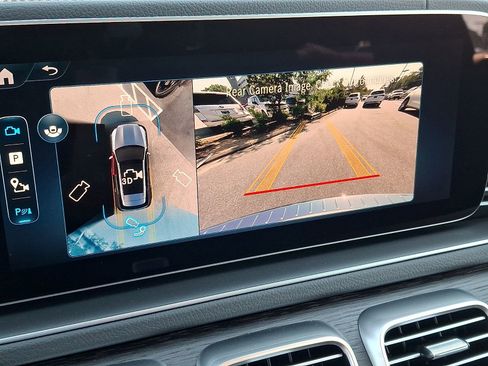 New 2026 Mercedes-Benz GLE 450 4MATIC image 14