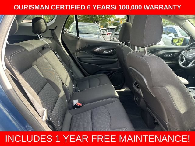 Used 2024 GMC Terrain SLE w/ Driver Convenience Package FWD image 11