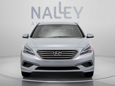 Used 2016 Hyundai Sonata Sport w/ Option Group 02 FWD image 11