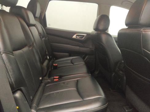 Used 2017 Nissan Pathfinder SL AWD/4WD image 19