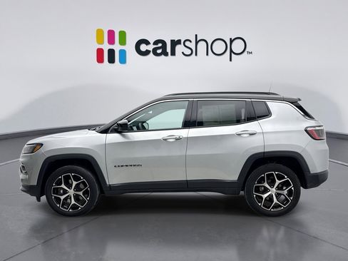 Used 2024 Jeep Compass Limited w/ Sun and Sound Group image 2