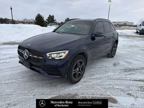Used 2022 Mercedes-Benz GLC 300 4MATIC image 1