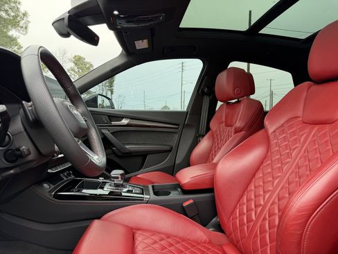 Used 2023 Audi SQ5 Premium Plus w/ Premium Plus Package image 12