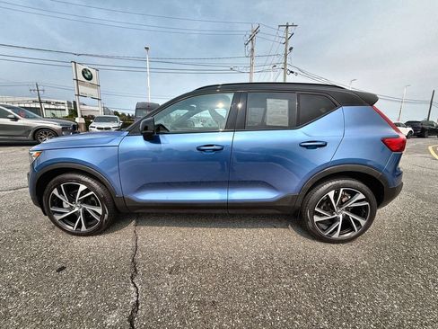 Used 2021 Volvo XC40 T5 R-Design AWD/4WD image 11