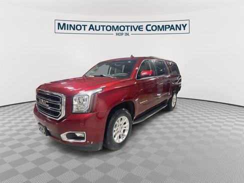 Used 2019 GMC Yukon XL SLT w/ Open Road Package AWD/4WD image 4