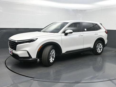 Used 2025 Honda CR-V LX image 17