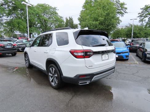 Certified 2023 Honda Pilot Elite image 4