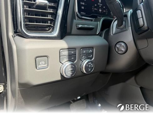Used 2025 GMC Sierra 1500 Denali Ultimate AWD/4WD image 27