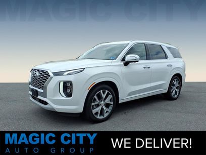 Used 2022 Hyundai Palisade Limited w/ Cargo Package