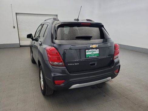 Used 2017 Chevrolet Trax LT w/ LT Convenience Package AWD/4WD image 6