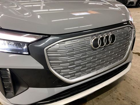 Used 2023 Audi Q4 e-tron Premium Plus w/ Premium Plus image 29