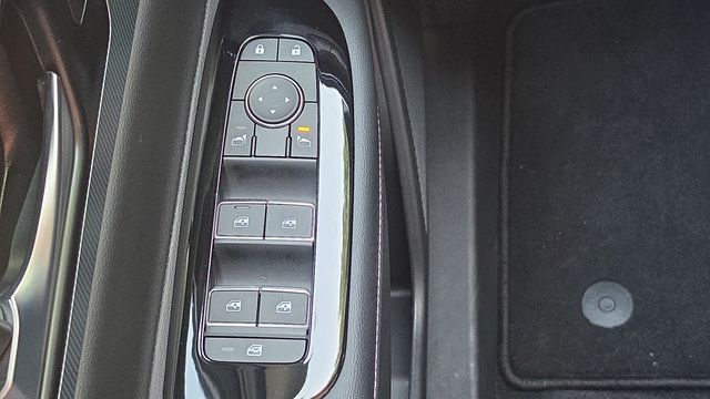 Used 2025 Nissan Murano SL AWD/4WD image 16
