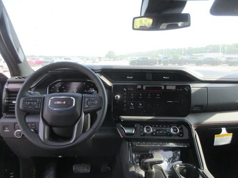 New 2026 GMC Sierra 1500 AT4 w/ AT4 Premium Package AWD/4WD image 18