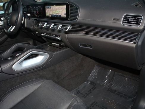 Used 2024 Mercedes-Benz GLS 450 4MATIC image 27