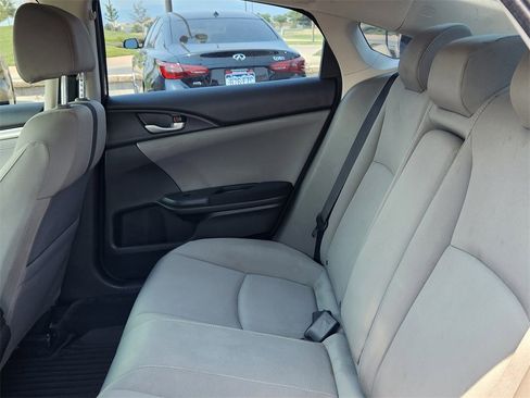 Used 2020 Honda Civic EX image 10