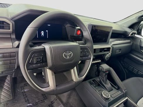 Certified 2025 Toyota Tacoma TRD Sport image 9
