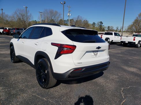 New 2026 Chevrolet Trax ACTIV w/ Driver Confidence Package image 4