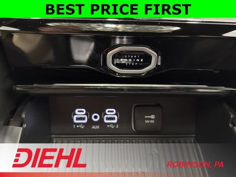 New 2026 Jeep Grand Cherokee Altitude AWD/4WD image 30