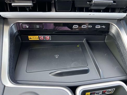 New 2026 Lexus TX 500h AWD image 31