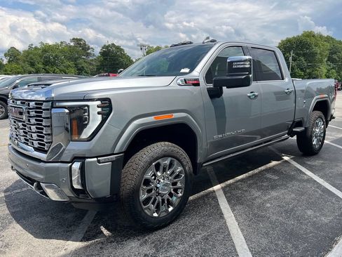 New 2026 GMC Sierra 2500 Denali w/ Denali Reserve Package AWD/4WD image 23