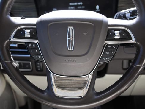 Used 2019 Lincoln Navigator L Black Label image 18