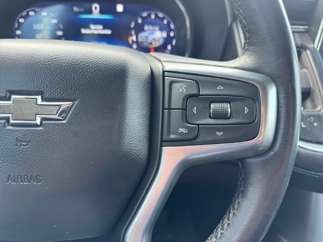 Certified 2022 Chevrolet Suburban Z71 w/ Luxury Package AWD/4WD image 13