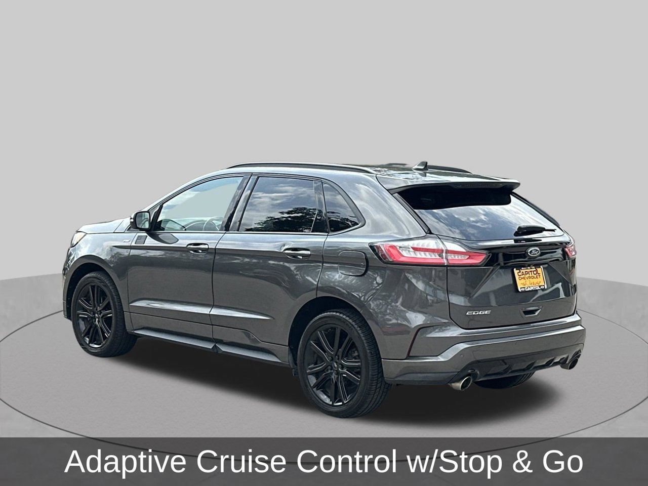 Used 2020 Ford Edge ST-Line FWD image 3