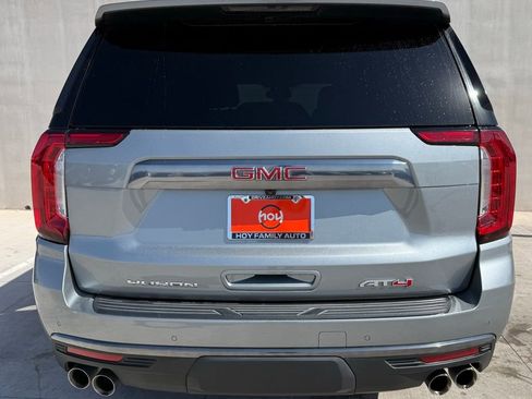 Used 2024 GMC Yukon AT4 w/ Technology Package image 3