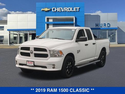 Used 2019 RAM 1500 Express w/ Express Value Package AWD/4WD image 9