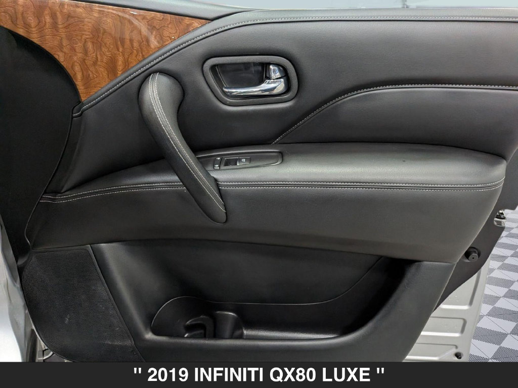 Used 2019 INFINITI QX80 Luxe w/ Proassist Package AWD/4WD image 35
