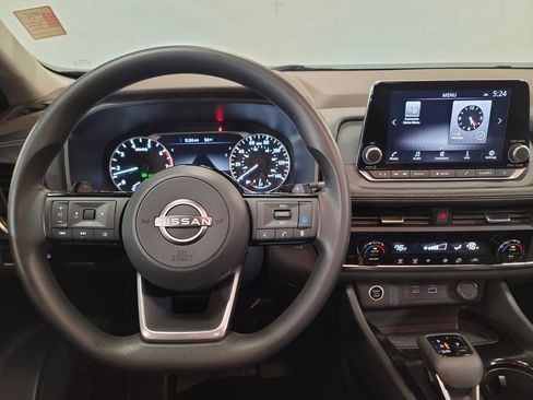 Certified 2023 Nissan Rogue SV image 11