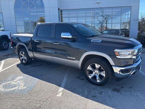Used 2019 RAM 1500 Laramie image 32