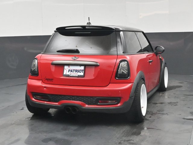 Used 2013 MINI Cooper S FWD image 2