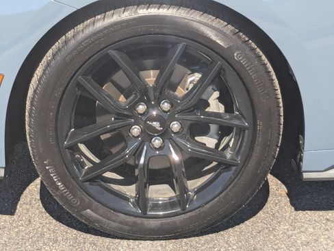 Used 2025 Ford Mustang Premium RWD image 10