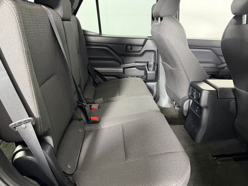 Used 2025 Toyota 4Runner SR5 image 28