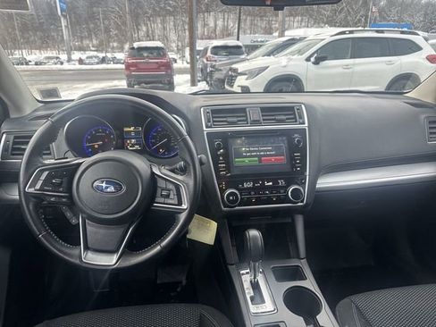 Used 2018 Subaru Outback 2.5i Premium image 19