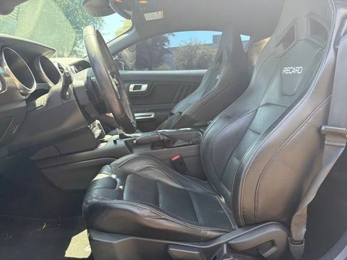 Used 2022 Ford Mustang GT Premium w/ GT Performance Package RWD image 7