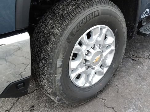 Used 2026 Chevrolet Silverado 2500 LTZ image 6