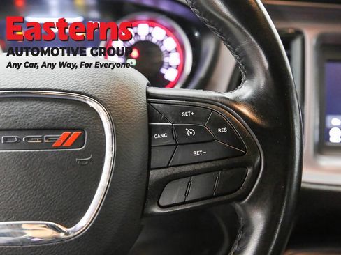 Used 2023 Dodge Challenger SXT RWD image 16