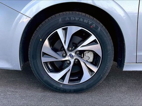 Used 2020 Subaru Legacy Premium image 10