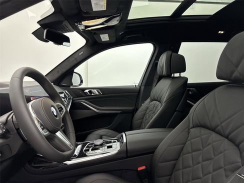 New 2026 BMW X7 xDrive40i w/ M Sport Package image 24