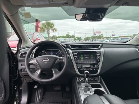 Certified 2024 Nissan Murano SL FWD image 25