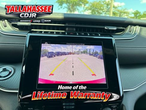 Used 2024 Jeep Grand Cherokee Laredo X w/ Trailer Tow Package AWD/4WD image 24