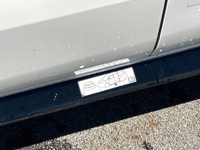 Used 2024 Toyota Sienna Platinum AWD/4WD image 15