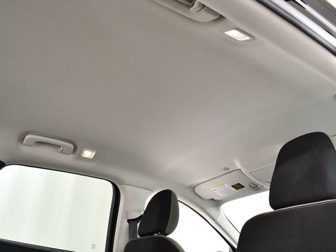 Used 2022 Ford Escape SE w/ SE Sport Appearance Package AWD/4WD image 18