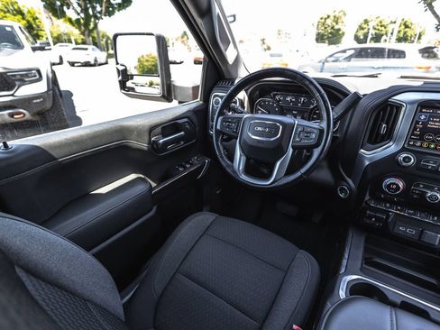 Used 2020 GMC Sierra 1500 Elevation w/ Elevation Value Package AWD/4WD image 26